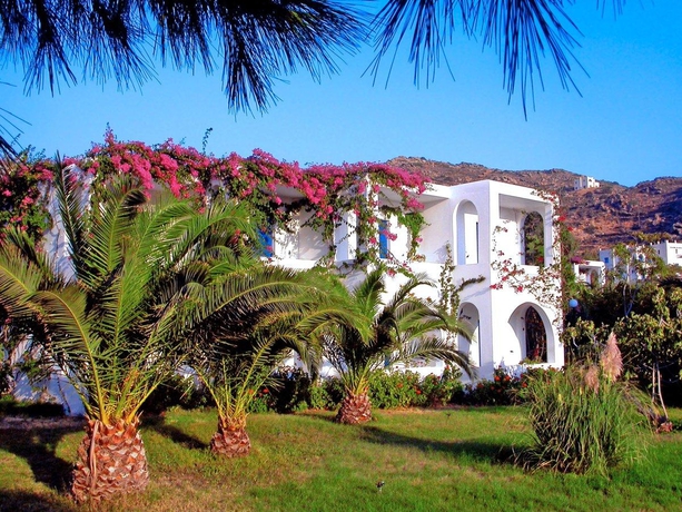 Imagen general del Hotel Dionysos Sea Side Resort. Foto 8