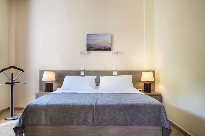Imagen de la habitación del Hotel Dionysos Village Resort. Foto 5