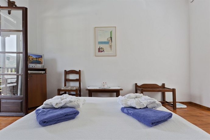 Imagen de la habitación del Hotel Dionyssos. Foto 6