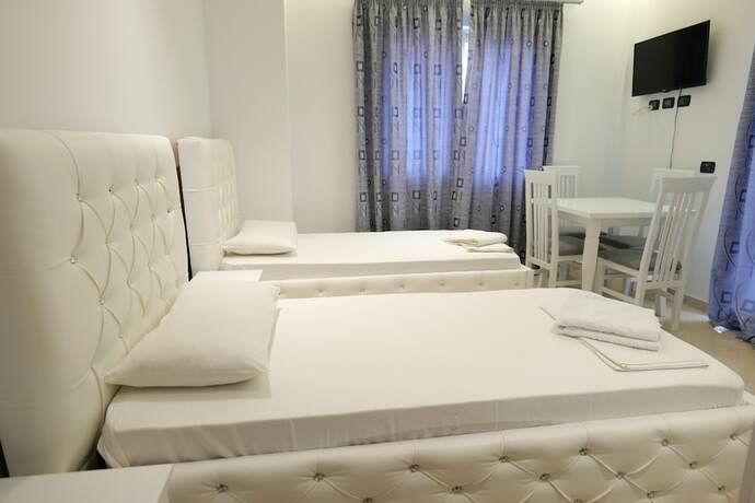 Imagen general del Hotel Dior. Foto 8