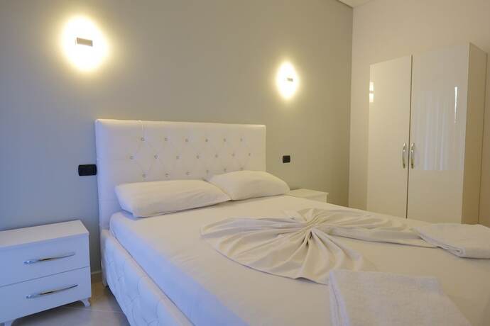 Imagen de la habitación del Hotel Dior. Foto 18