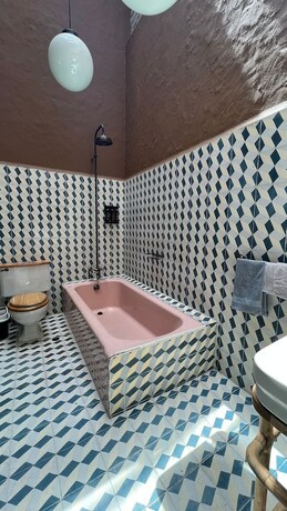 Imagen general del Hotel Dios. Foto 9