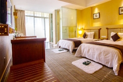 Imagen de la habitación del Hotel Dipai Hotspring Resort. Foto 5