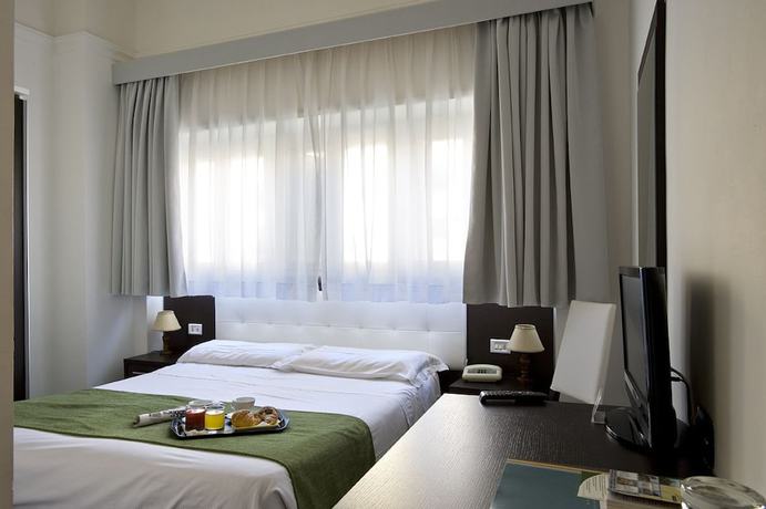 Imagen de la habitación del Hotel Dipendenza Bellavista, Lido di Ostia. Foto 6