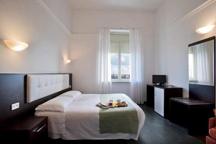 Imagen de la habitación del Hotel Dipendenza Bellavista, Lido di Ostia. Foto 8