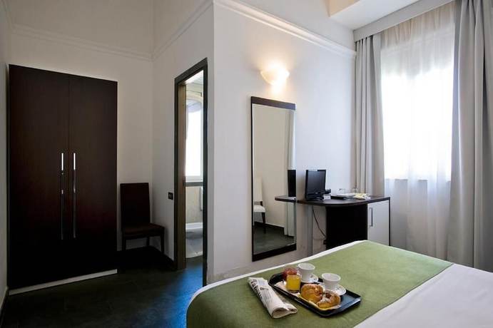 Imagen de la habitación del Hotel Dipendenza Bellavista, Lido di Ostia. Foto 9