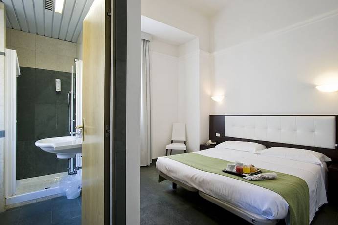 Imagen de la habitación del Hotel Dipendenza Bellavista, Lido di Ostia. Foto 12