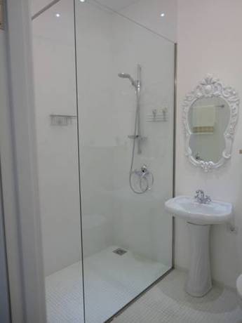 Imagen de la habitación del Hotel Diplomat Aparthotel. Foto 6