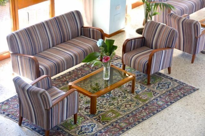 Imagen de los interiores del Hotel Diplomat Marine. Foto 15