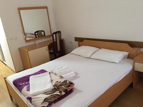 Imagen de la habitación del Hotel Diplomat, Struga. Foto 16