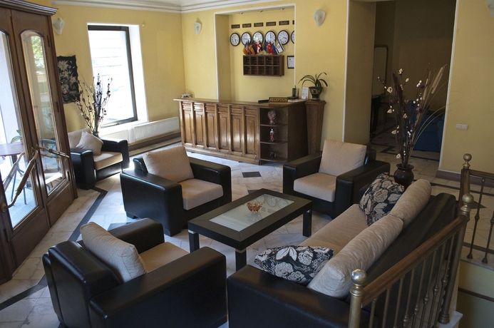 Imagen de los interiores del Hotel Diplomat, Tbilisi. Foto 10