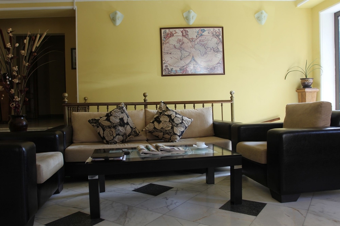 Imagen de los interiores del Hotel Diplomat, Tbilisi. Foto 11