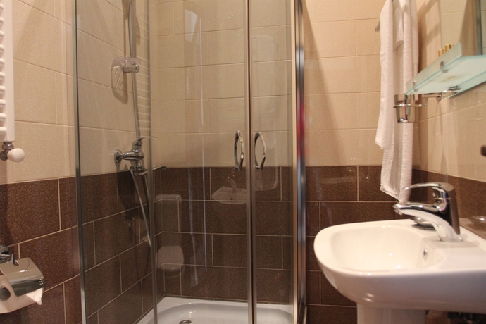 Imagen de la habitación del Hotel Diplomat, Tbilisi. Foto 6