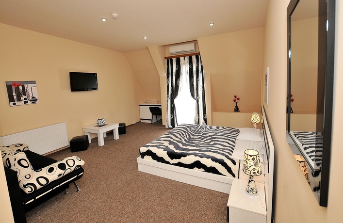 Imagen de la habitación del Hotel Diplomat, Tbilisi. Foto 7