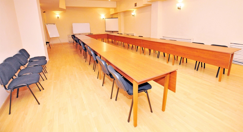 Imagen de los interiores del Hotel Diplomat, Tbilisi. Foto 12