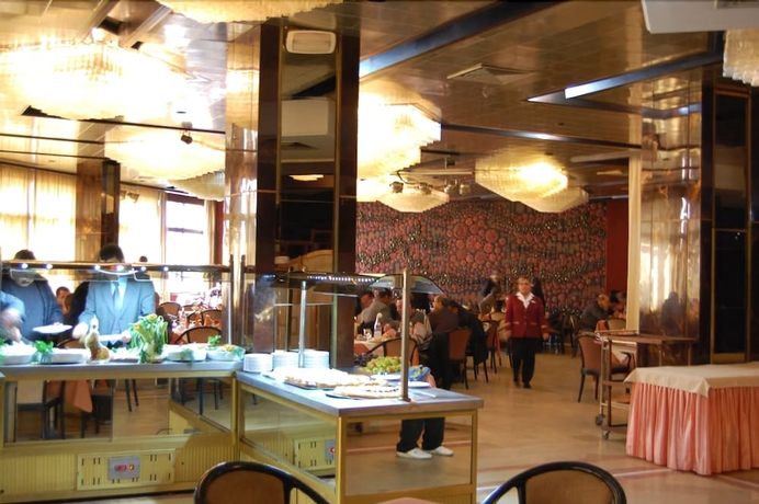 Imagen del bar/restaurante del Hotel Diplomat, Tunis. Foto 5