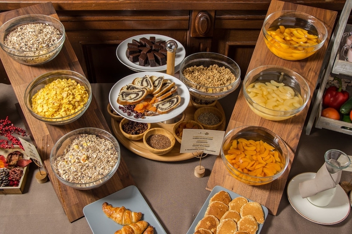 Imagen del bar/restaurante del Hotel Diplomat, Zagreb. Foto 8