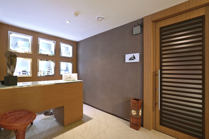 Imagen de los interiores del Hotel Diplomat and Business Center. Foto 3