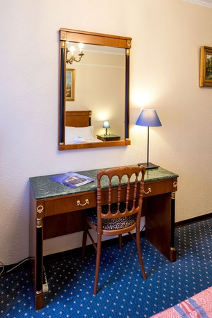 Imagen de la habitación del Hotel Diplomate. Foto 10