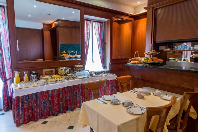 Imagen del bar/restaurante del Hotel Diplomate. Foto 2