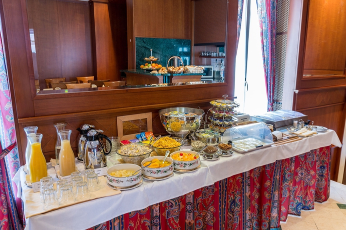 Imagen del bar/restaurante del Hotel Diplomate. Foto 4