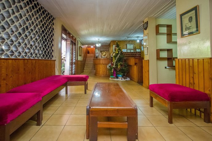 Imagen de los interiores del Hotel Diplomate, Kampala. Foto 16
