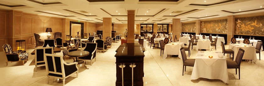 Imagen del bar/restaurante del Hotel Diplomatic, Mendoza Centro Ciudad. Foto 2