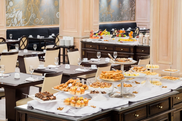 Imagen del bar/restaurante del Hotel Diplomatic, Mendoza Centro Ciudad. Foto 3