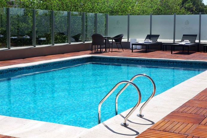 Imagen de la piscina del Hotel Diplomatic, Mendoza Centro Ciudad. Foto 14