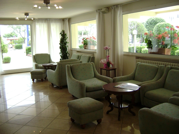 Imagen de los interiores del Hotel Diplomatic, Ravenna. Foto 13