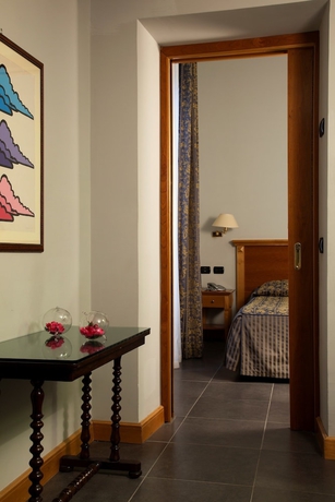 Imagen de la habitación del Hotel Diplomatic, Roma. Foto 8