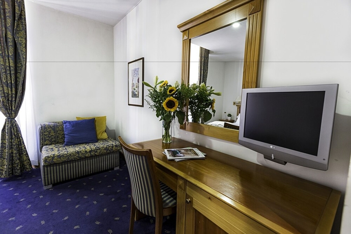 Imagen de la habitación del Hotel Diplomatic, Roma. Foto 11