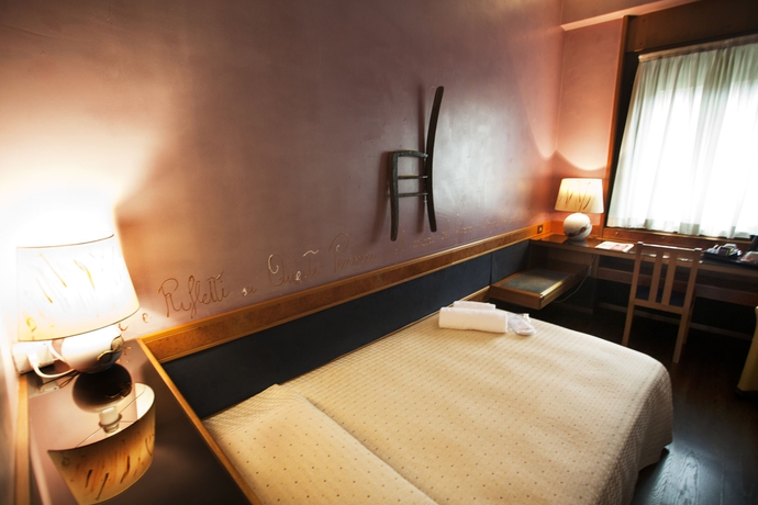 Imagen de la habitación del Hotel Diplomatic, Turín. Foto 4