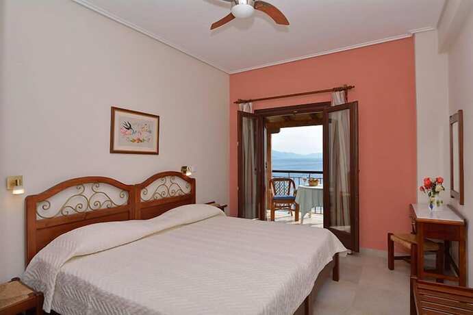 Imagen general del Hotel Diplomats Holidays. Foto 11