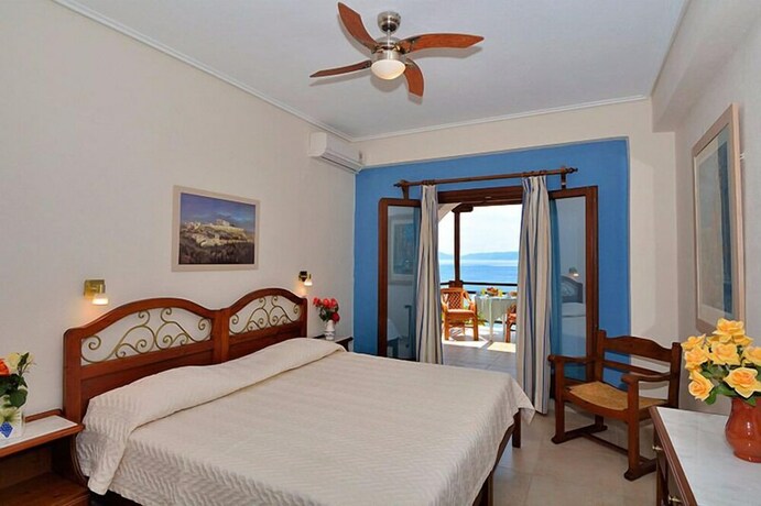 Imagen general del Hotel Diplomats Holidays. Foto 15