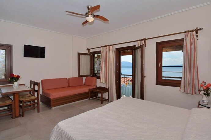 Imagen general del Hotel Diplomats Holidays. Foto 16