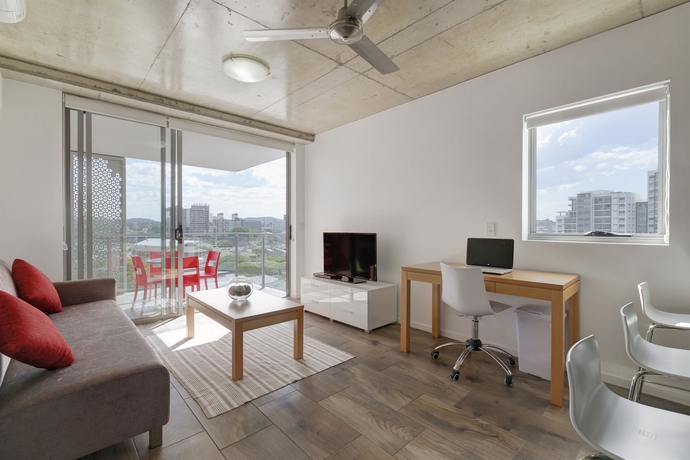 Imagen de los interiores del Hotel Direct Collective - Pavilion and Governor On Brookes. Foto 11