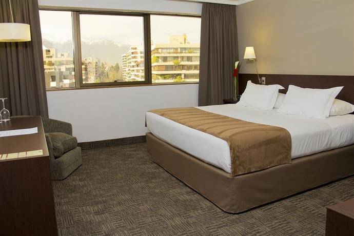 Imagen de la habitación del Hotel Director Vitacura. Foto 2