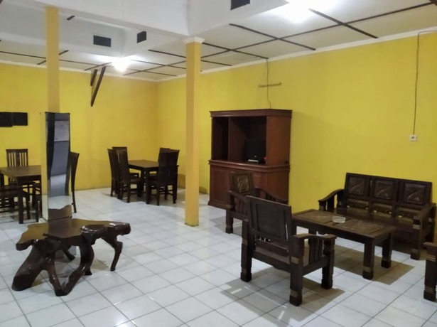 Imagen de los interiores del Hotel Dirgantara. Foto 20