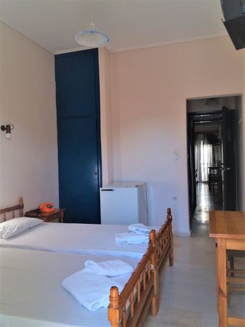 Imagen de la habitación del Hotel Dirki. Foto 5