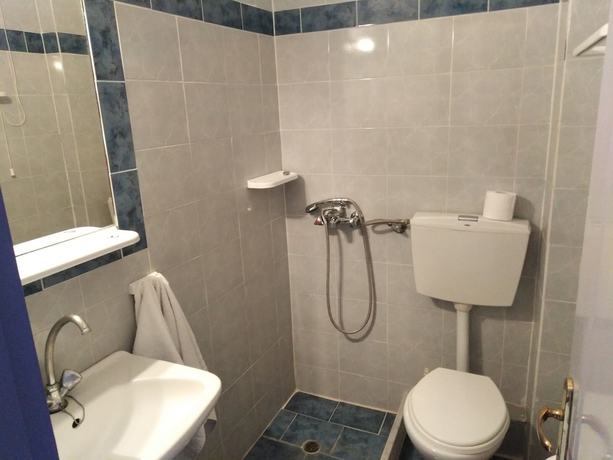 Imagen de la habitación del Hotel Dirki. Foto 14