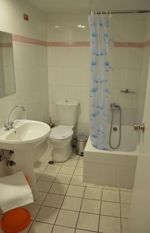 Imagen de la habitación del Hotel Diros. Foto 6