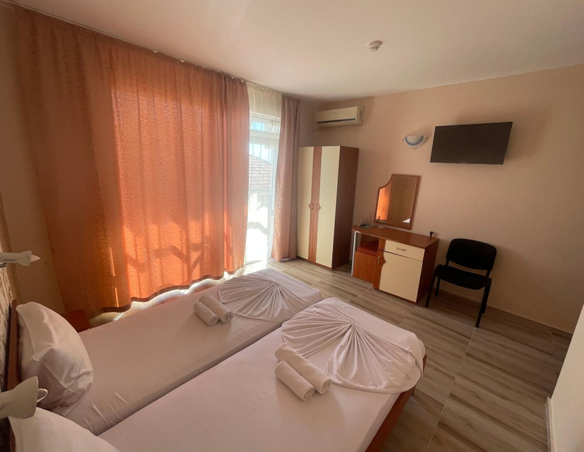 Imagen general del Hotel Dirossi. Foto 14
