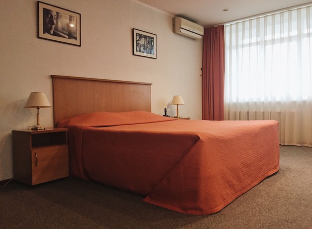 Imagen de la habitación del Hotel Dis President. Foto 2