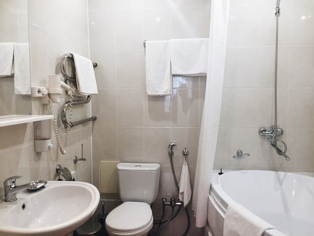 Imagen de la habitación del Hotel Dis President. Foto 15