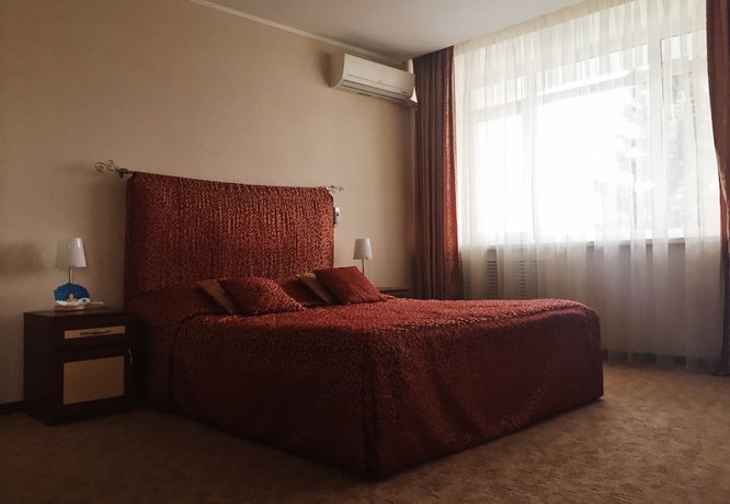 Imagen de la habitación del Hotel Dis President. Foto 17