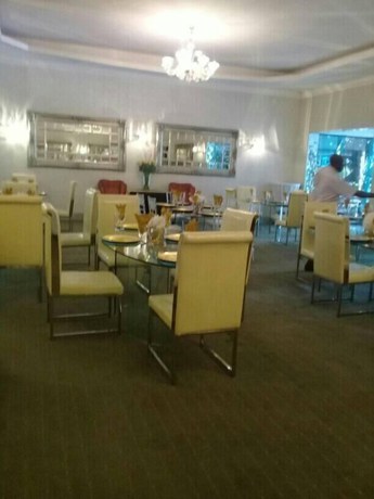 Imagen del bar/restaurante del Hotel Disciples Boutique. Foto 2