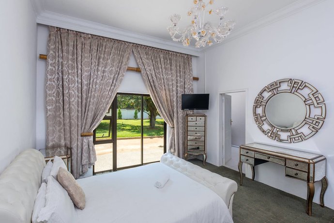 Imagen de la habitación del Hotel Disciples Boutique. Foto 4