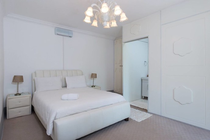 Imagen de la habitación del Hotel Disciples Boutique. Foto 6