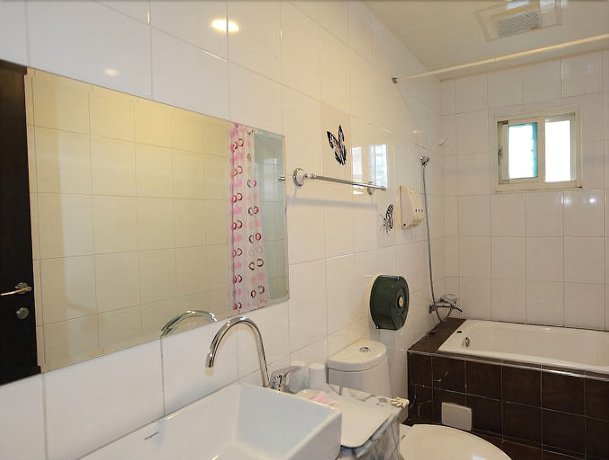 Imagen de la habitación del Hotel Discovery BandB. Foto 15